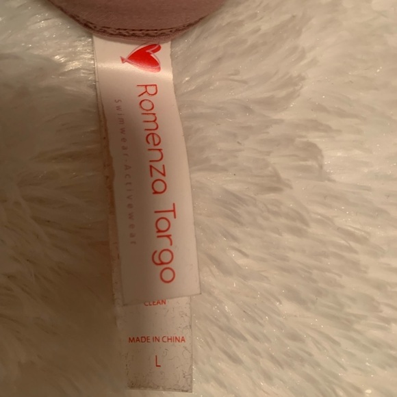 Romenzo Targo Padded Sports Bra - Size Large - Picture 4 of 4